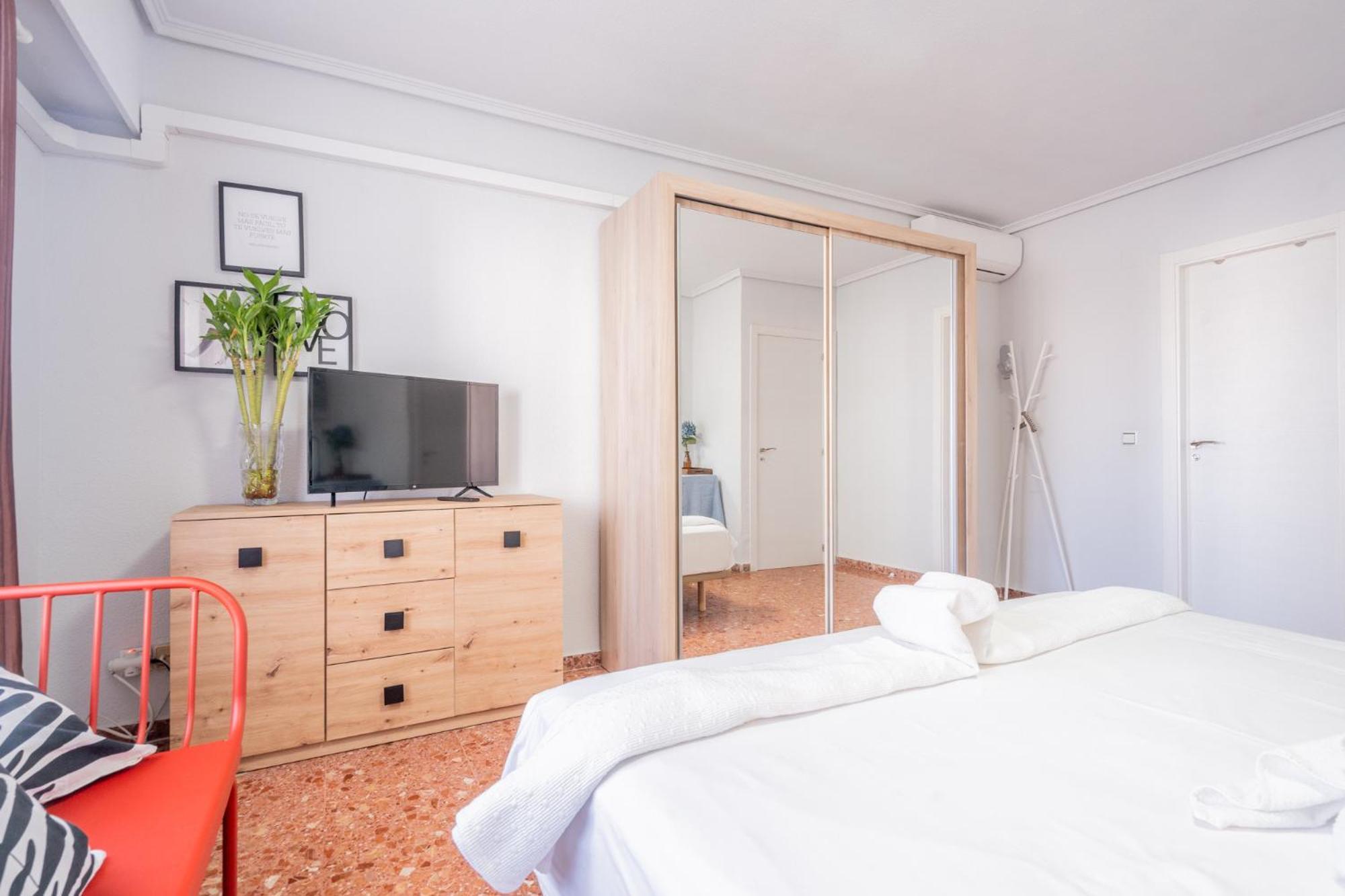 Apartamento Familiar En Avenida Del Puerto Walencja Zewnętrze zdjęcie