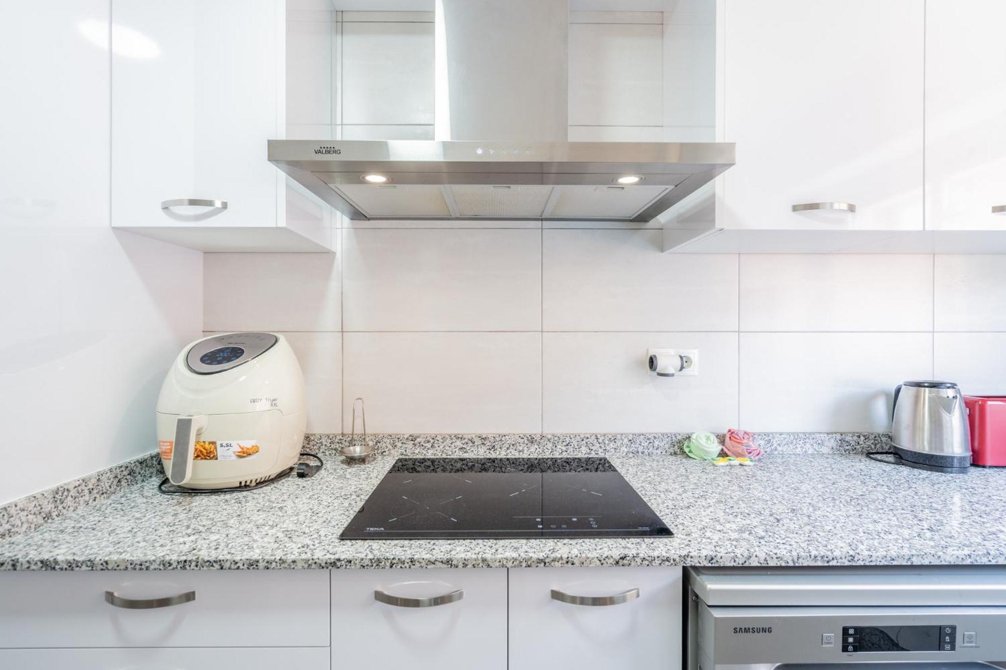 Apartamento Familiar En Avenida Del Puerto Walencja Zewnętrze zdjęcie