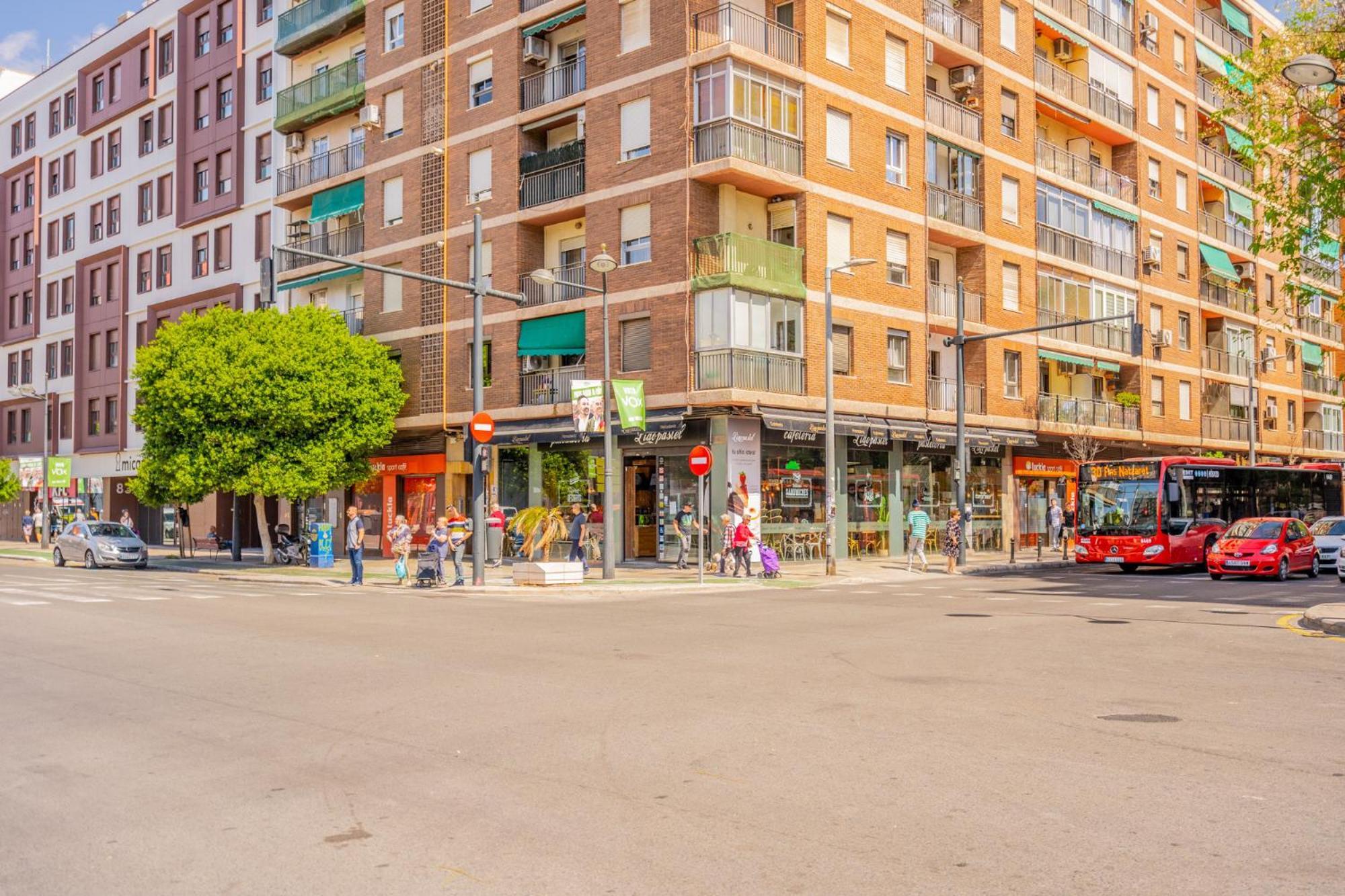 Apartamento Familiar En Avenida Del Puerto Walencja Zewnętrze zdjęcie